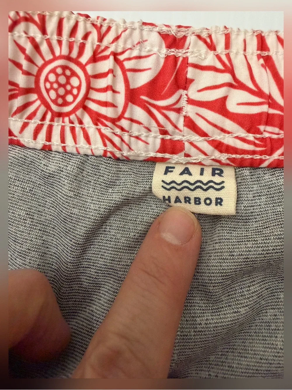 Fair Harbor The Anchor Shorts Red Hawaiian Floral Size XL